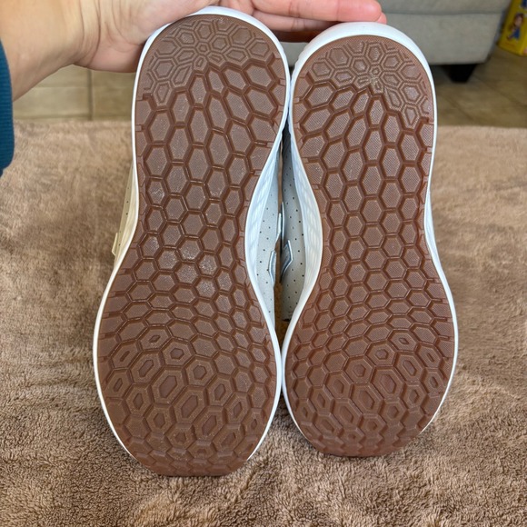 New Balance Sport Fresh Foam Grey Sneakers WSPTGP1 Womens 11 Running Shoes - Picture 6 of 9